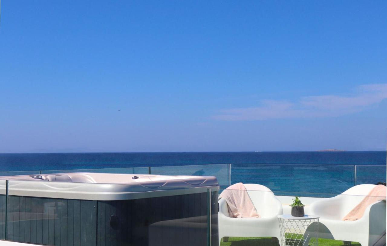 Beach Apartment Thalia With Hot Tub And Sea View Агиос-Прокопиос Экстерьер фото